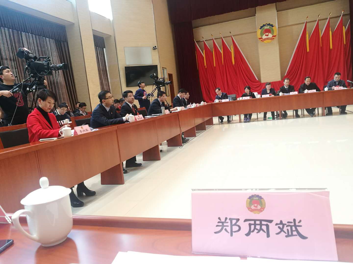 順義區(qū)政協(xié)常委、仟億達(dá)集團(tuán)董事長(zhǎng)鄭兩斌受邀參加政協(xié)北京市順義區(qū)第五屆委員會(huì)次會(huì)議召開協(xié)商議政座談會(huì)
